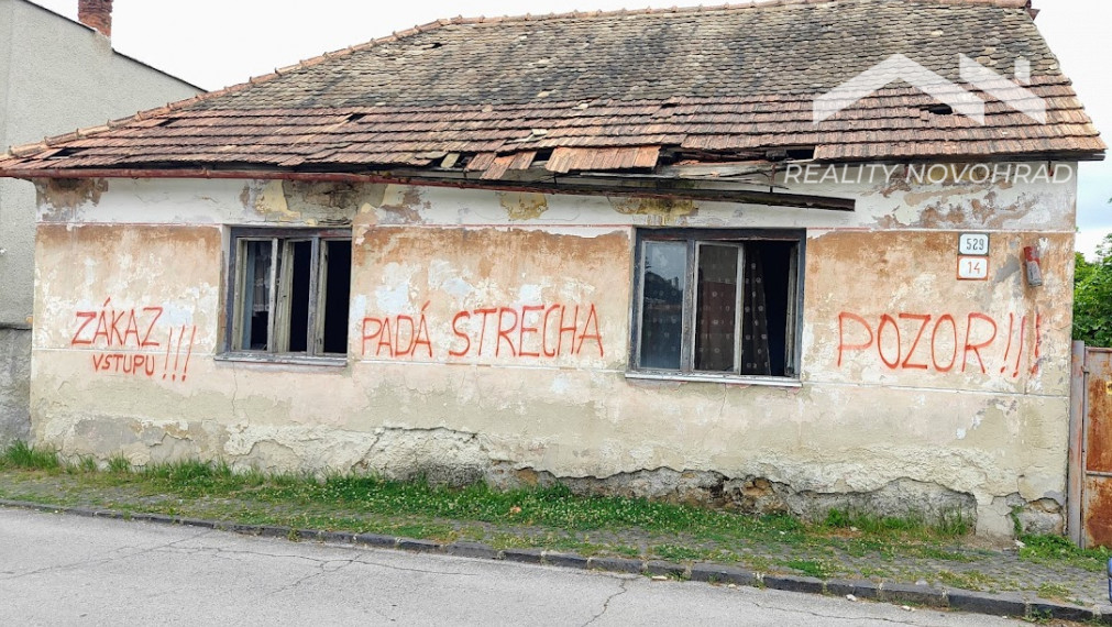 Stavebný pozemok v centre Fiľakova - skvelá investičná príležitosť!